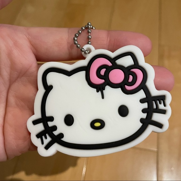 New hello kitty bundle - Picture 2 of 4